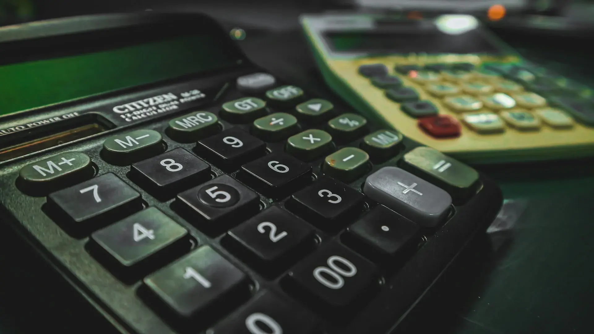 Sluta gissa. Börja räkna! Därför är ROI nyckeln till din AI-strategi.